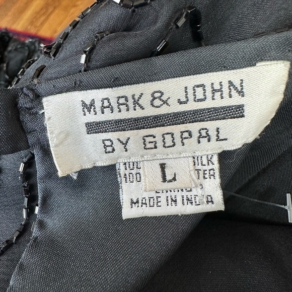 Vintage Diamond Gold and Black Sequin Silk Top - Picture 8 of 8